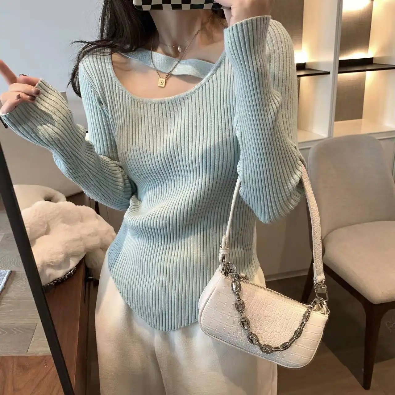 2022 New Irregular Fashion Pullover Sweater European High Quality Wool Bottoming Shirt Female Autumn and Winter Sweaters Q528 
2022 New Irregular Fashion Pullover Sweater European High Quality Wool Bottoming Shirt Female Autumn and Winter Sweaters Q528