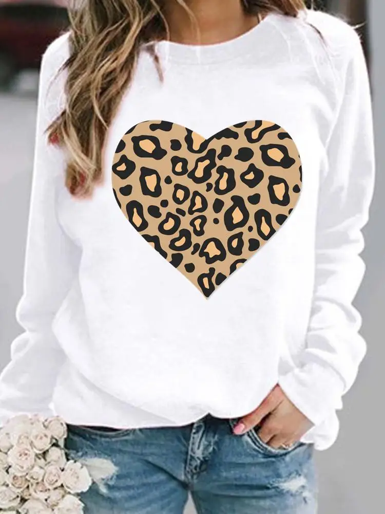 Женские пуловеры, одежда, женские весенне-осенне-зимние толстовки, женские повседневные Модные свитшоты с леопардовым принтом и сердечками 
Женские пуловеры, одежда, женские весенне-осенне-зимние толстовки, женские повседневные Модные свитшоты с леопардовым принтом и сердечками