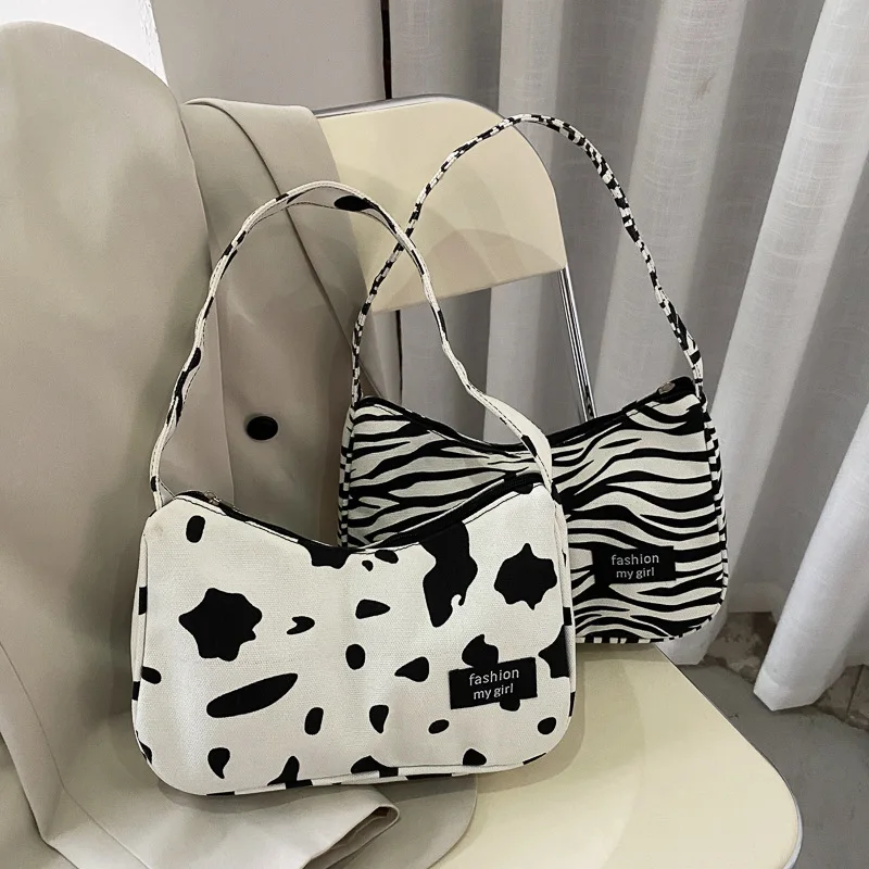 Cute Small Canvas Bags for Women Cow Spot and Zebra-stripe Printed Shoulder Bags Lady Kawaii Flap Handbags Zipper Closure 2022
Cute Small Canvas Bags for Women Cow Spot and Zebra-stripe Printed Shoulder Bags Lady Kawaii Flap Handbags Zipper Closure 2022