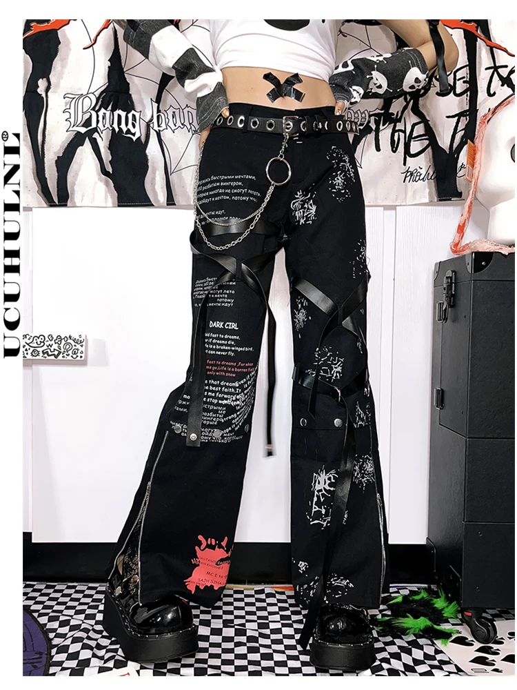Harajuku Goth Printing Cargo Pants Streetwear Punk Letter PU Leather Strap Casual Pants Festival Party High Waisted Trousers Y2K 
Harajuku Goth Printing Cargo Pants Streetwear Punk Letter PU Leather Strap Casual Pants Festival Party High Waisted Trousers Y2K