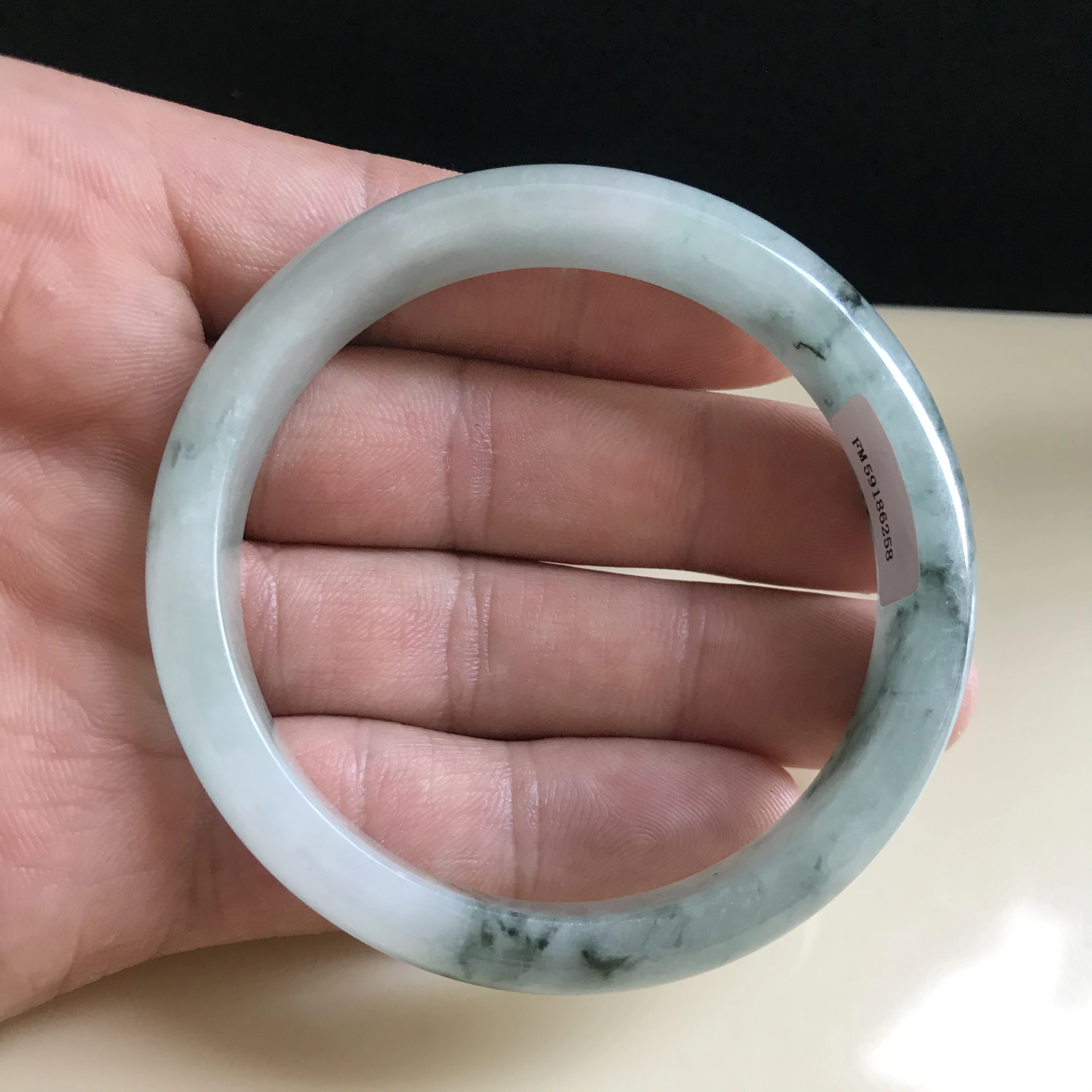 Burma 100%Genuine High-end Jadeite Bracelet Jewelry Jade Bangles For Women 62mm (With Certificate)
Burma 100%Genuine High-end Jadeite Bracelet Jewelry Jade Bangles For Women 62mm (With Certificate)
