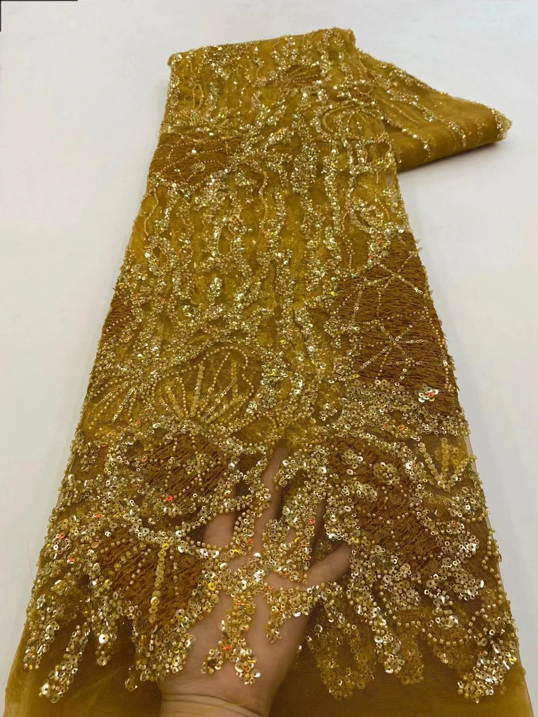 Luxury Gold African Groom Lace Fabric 2023 High Quality Beads Embroidered French Nigerian Sequins Lace Fabric For Wedding
Luxury Gold African Groom Lace Fabric 2023 High Quality Beads Embroidered French Nigerian Sequins Lace Fabric For Wedding