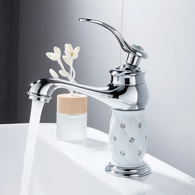 Luxury Bathroom Sink Brass Faucet Basin Faucets Single Handle Diamond Water Mixer Crane Hot and Cold Bath Mixer Tap
Luxury Bathroom Sink Brass Faucet Basin Faucets Single Handle Diamond Water Mixer Crane Hot and Cold Bath Mixer Tap