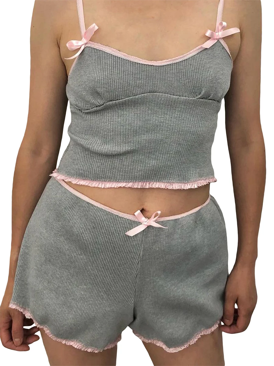 Пижамный комплект Txlixc женский из двух предметов, короткий топ с кружевной отделкой, эластичные Мини-шорты с завышенной талией, домашняя одежда, Y2k
Пижамный комплект Txlixc женский из двух предметов, короткий топ с кружевной отделкой, эластичные Мини-шорты с завышенной талией, домашняя одежда, Y2k