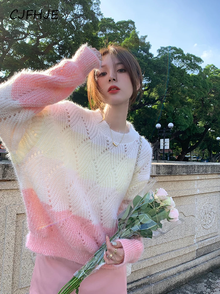 CJFHJE Rainbow Striped Sweaters Women Fashion Hollow Out Sweet Knitted Jumpers Korean Preppy Style Female Long Sleeve Pullovers
CJFHJE Rainbow Striped Sweaters Women Fashion Hollow Out Sweet Knitted Jumpers Korean Preppy Style Female Long Sleeve Pullovers