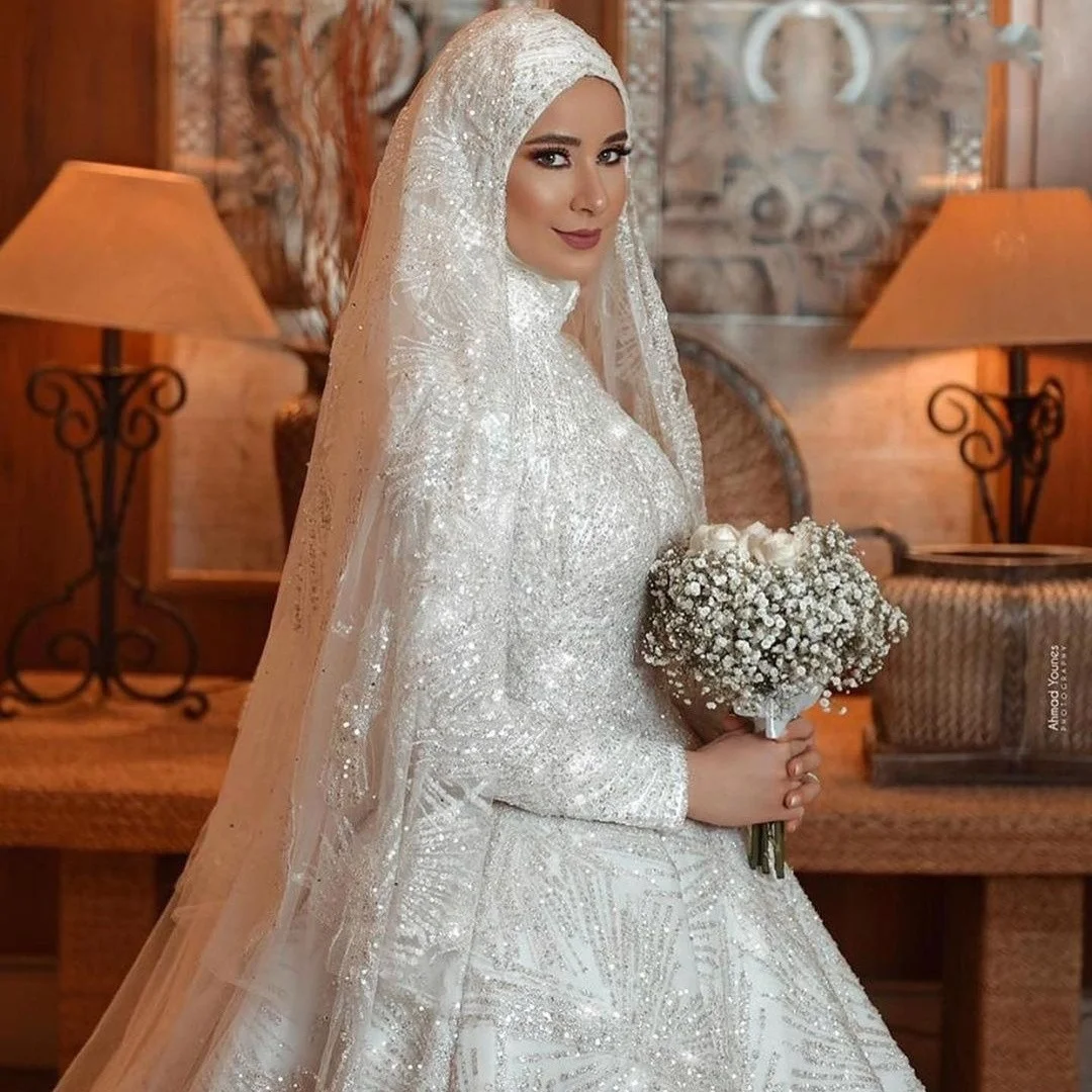 Muslim Wedding Dresses with Hijab Long Sleeved Bridal Gowns Women's Luxury Robe de Mariage Sequins vestido de novia
Muslim Wedding Dresses with Hijab Long Sleeved Bridal Gowns Women's Luxury Robe de Mariage Sequins vestido de novia