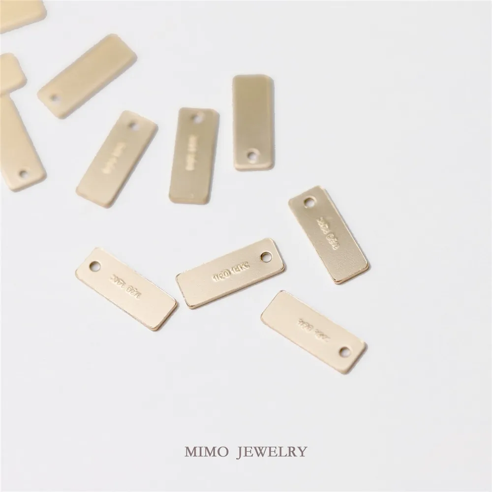 MIMO JEWELRY U.S. imports of 14k Gold Filled rectangular tag piece rectangular piece pendant DIY closing pendant 
MIMO JEWELRY U.S. imports of 14k Gold Filled rectangular tag piece rectangular piece pendant DIY closing pendant