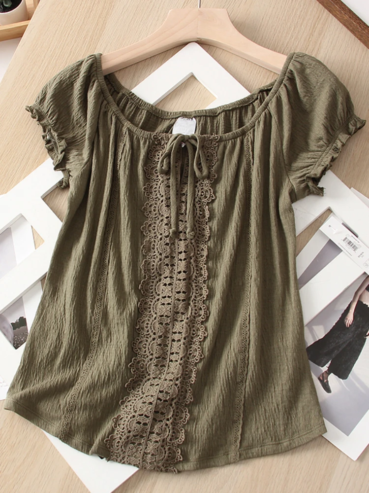 Retro Fashion Women's Clothing Chiffon Shirt Summer Soft Hollow Embroidery Solid Color O Neck Short Sleeve Shirt Top Women 2022
Retro Fashion Women's Clothing Chiffon Shirt Summer Soft Hollow Embroidery Solid Color O Neck Short Sleeve Shirt Top Women 2022
