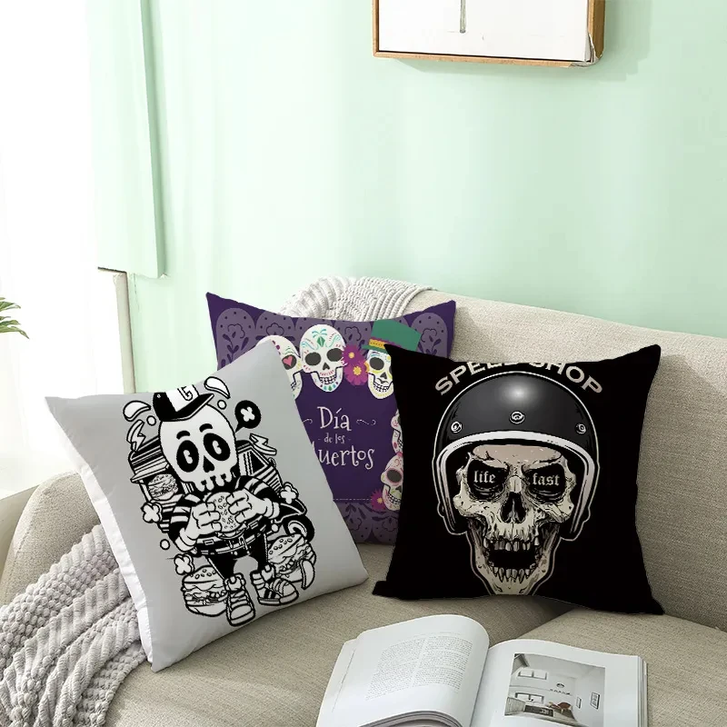 Черно-белый чехол с изображением черепа в стиле ужасов 
Черно-белый чехол с изображением черепа в стиле ужасов