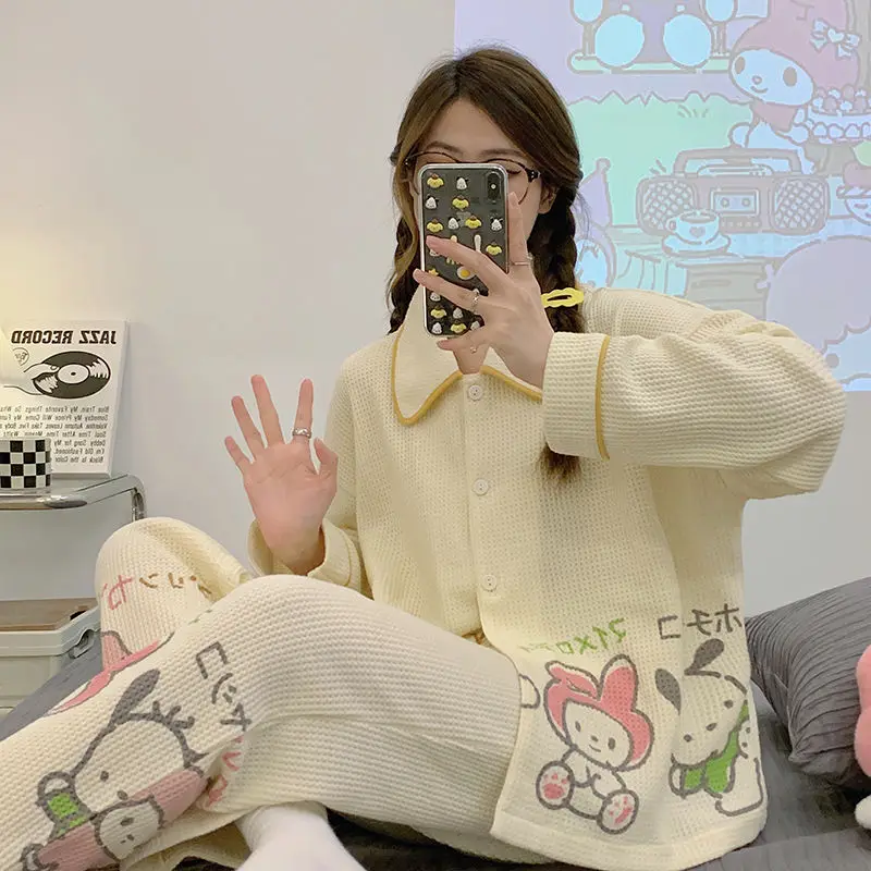 Kawaii Sanrioed My Melody Pachacco симпатичный мультяшный носимый с длинным рукавом Домашняя одежда Весна и осень Новый хлопковый пижамный комплект
Kawaii Sanrioed My Melody Pachacco симпатичный мультяшный носимый с длинным рукавом Домашняя одежда Весна и осень Новый хлопковый пижамный комплект