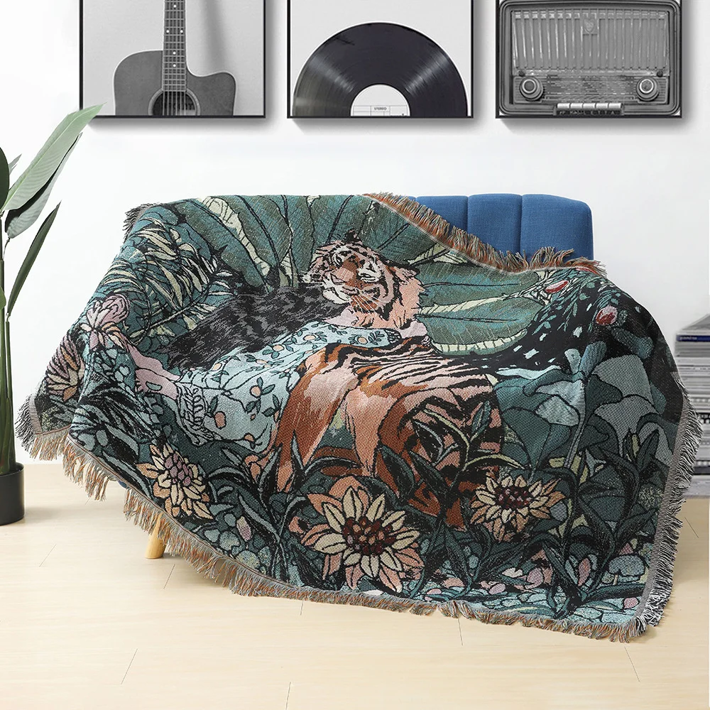 Tigers Enter The Forest Thread Blanket Home Sofa Covers Towel Leisure Blankets Pattern Decorative Picnic Blanket Carpet Throw
Tigers Enter The Forest Thread Blanket Home Sofa Covers Towel Leisure Blankets Pattern Decorative Picnic Blanket Carpet Throw