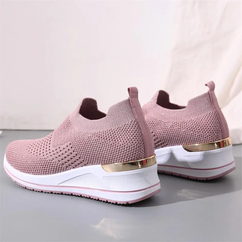 Женские кроссовки с толстой подошвой, однотонные дышащие кроссовки на толстой подошве, повседневная обувь для женщин, весна-лето 2022
Женские кроссовки с толстой подошвой, однотонные дышащие кроссовки на толстой подошве, повседневная обувь для женщин, весна-лето 2022