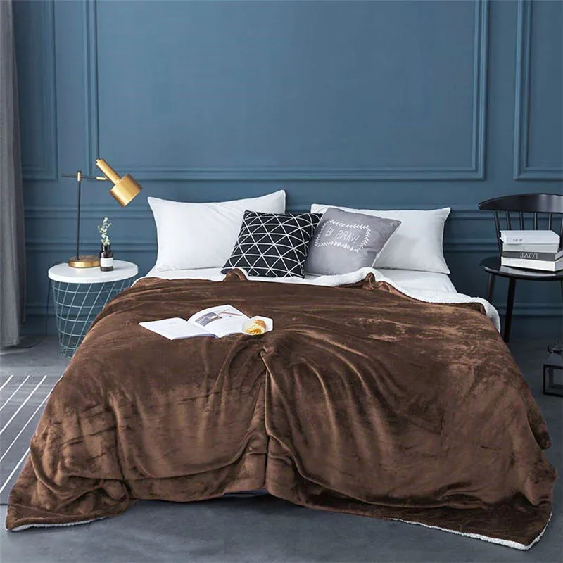 Домашний однотонный бархатный пододеяльник, зимний теплый утепленный Комплект постельного белья, двойное стеганое одеяло, покрывало для д...
Домашний однотонный бархатный пододеяльник, зимний теплый утепленный Комплект постельного белья, двойное стеганое одеяло, покрывало для д...