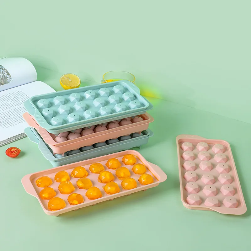 1 Piece Round Rhombus Ice Mold Ice Cube with Lid Tray Cube PP Plastic Mold Form Food Grade Mold Kitchen Gadgets
1 Piece Round Rhombus Ice Mold Ice Cube with Lid Tray Cube PP Plastic Mold Form Food Grade Mold Kitchen Gadgets