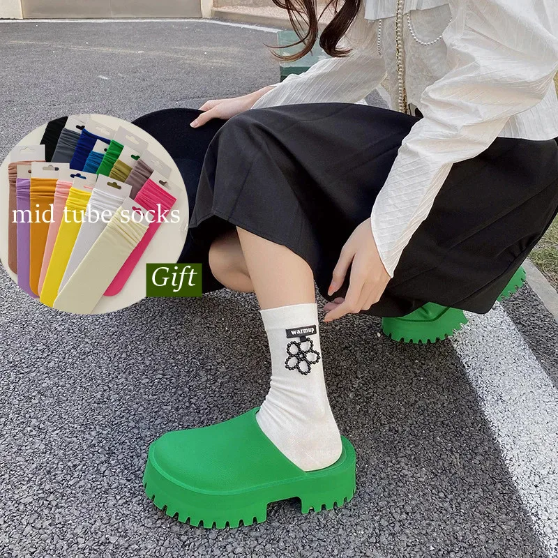 2022 New Summer Thick Platform Leather Slippers Women Rubber Ladies Sandals Thicked Bottom EVA Wedges Slippers Beach Shoes
2022 New Summer Thick Platform Leather Slippers Women Rubber Ladies Sandals Thicked Bottom EVA Wedges Slippers Beach Shoes