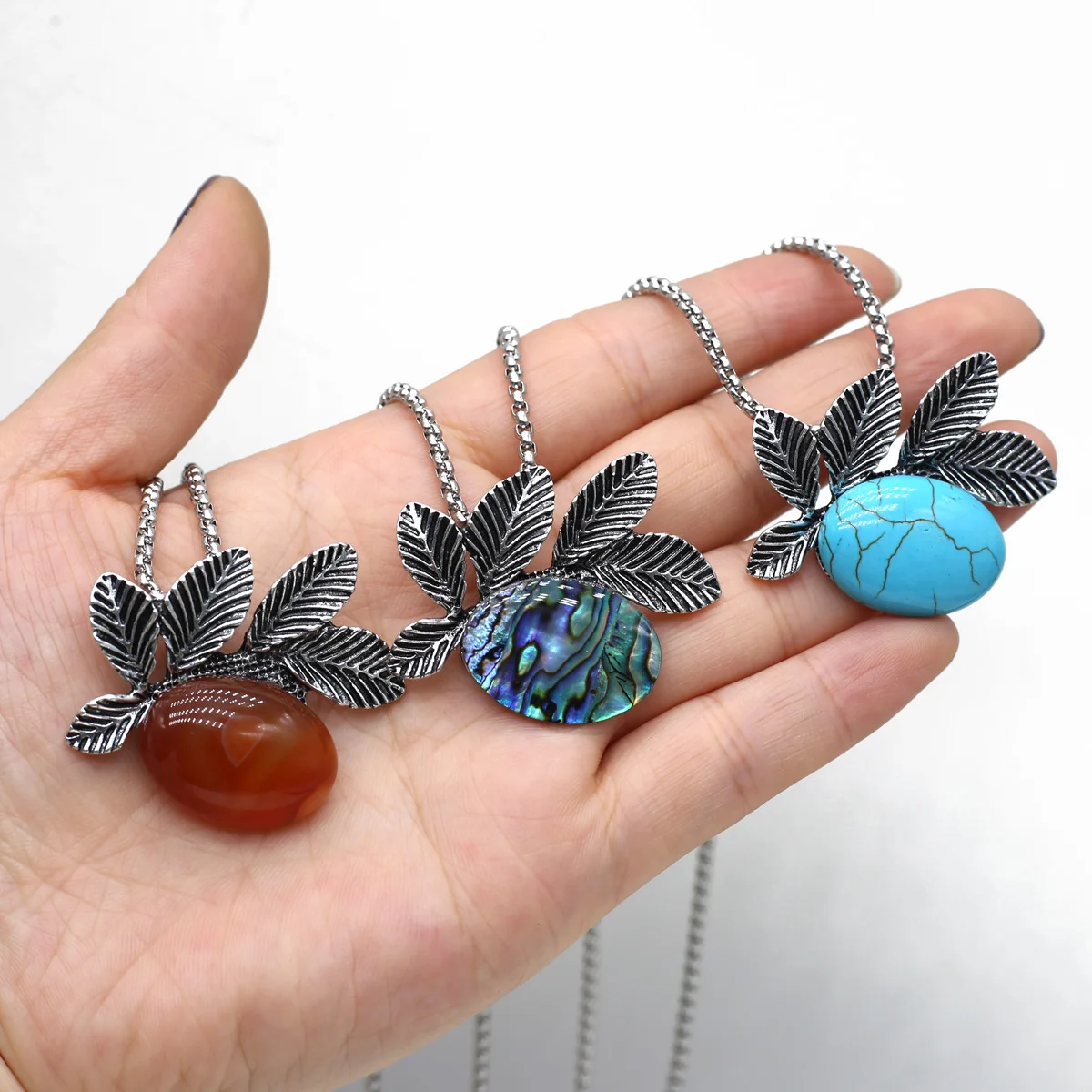 Natural Stone Pendant Necklace Abalone Shell Red Agate Alloy Link Chains Healing Crystals Stone Necklace For Women Jewelry 1pcs
Natural Stone Pendant Necklace Abalone Shell Red Agate Alloy Link Chains Healing Crystals Stone Necklace For Women Jewelry 1pcs