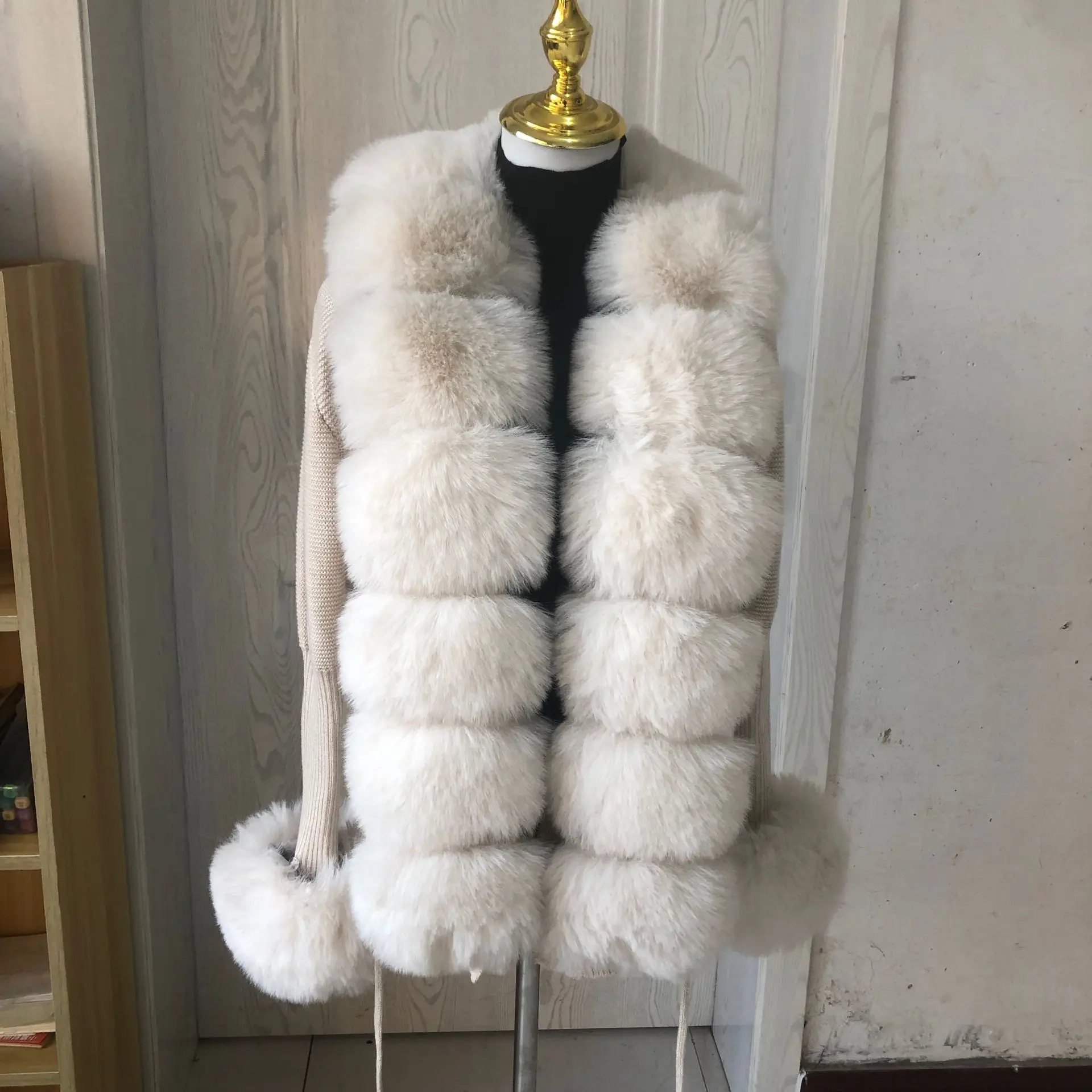 2022 fur faux fur Plush jacket fur faux fur fur cardigan faux fur coat spring and autumn coat faux fur jacket teddy coat Fluffy
2022 fur faux fur Plush jacket fur faux fur fur cardigan faux fur coat spring and autumn coat faux fur jacket teddy coat Fluffy