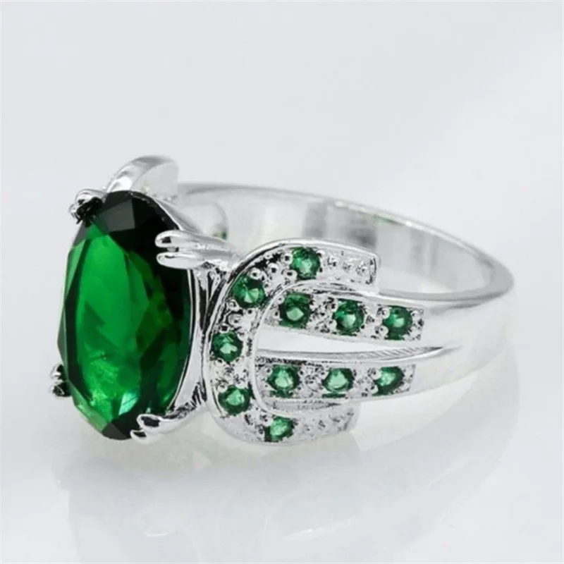 Milan Girl Inlaid Zircon Diamond Ring New Fashion Temperament Wedding Ring European and American Style Attending Banquet Jewelry
Milan Girl Inlaid Zircon Diamond Ring New Fashion Temperament Wedding Ring European and American Style Attending Banquet Jewelry