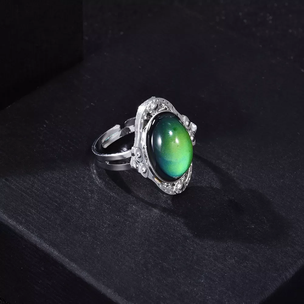 Retro Color Change Mood Ring Oval Emotion Feeling Changeable Ring Temperature Control r511
Retro Color Change Mood Ring Oval Emotion Feeling Changeable Ring Temperature Control r511