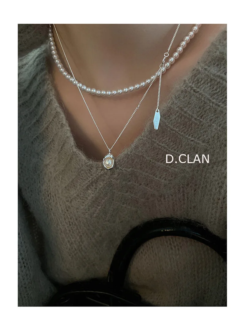 Ожерелье из серебра 925 пробы с маленькими жемчужинами D.CLAN
Ожерелье из серебра 925 пробы с маленькими жемчужинами D.CLAN