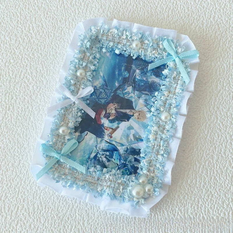 Kawaii держатель для фотокарточек с бантом, упаковочные материалы для фотокарточек ручной работы, Kpop Idol, рукава для карт, дисплей, рамка для карт в стиле аниме, новинка 2025 г.
Kawaii держатель для фотокарточек с бантом, упаковочные материалы для фотокарточек ручной работы, Kpop Idol, рукава для карт, дисплей, рамка для карт в стиле аниме, новинка 2025 г.