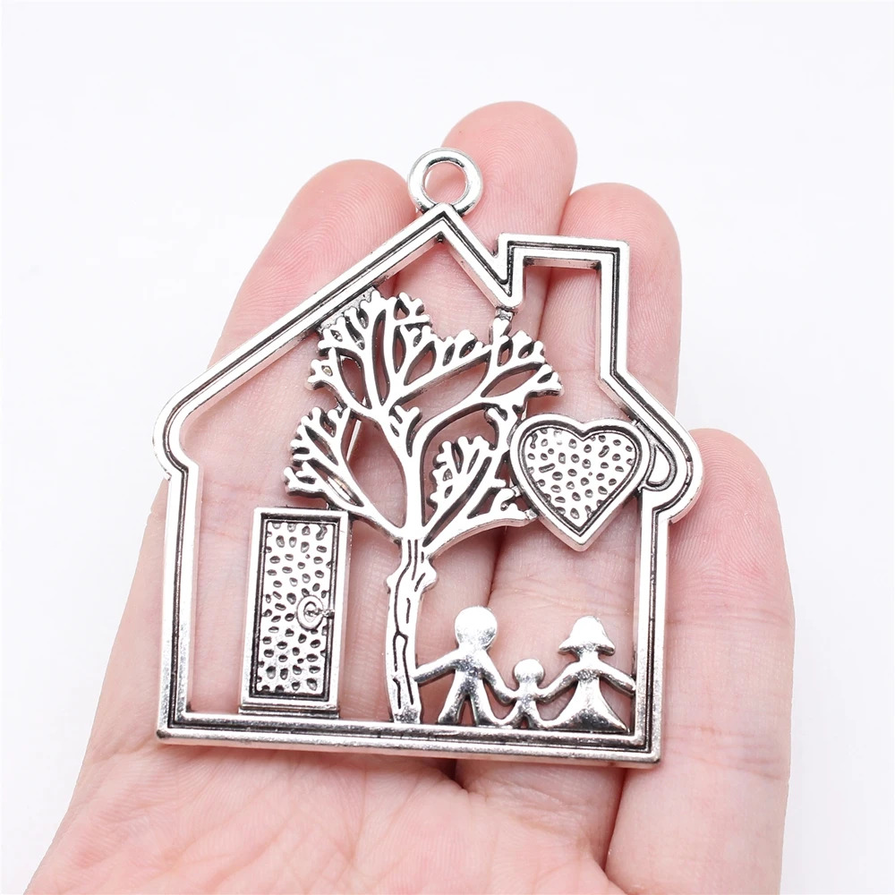 WYSIWYG 2 шт. 59x52 мм антикварный серебряный цвет счастливый дом Подвески для изготовления ювелирных изделий
WYSIWYG 2 шт. 59x52 мм антикварный серебряный цвет счастливый дом Подвески для изготовления ювелирных изделий