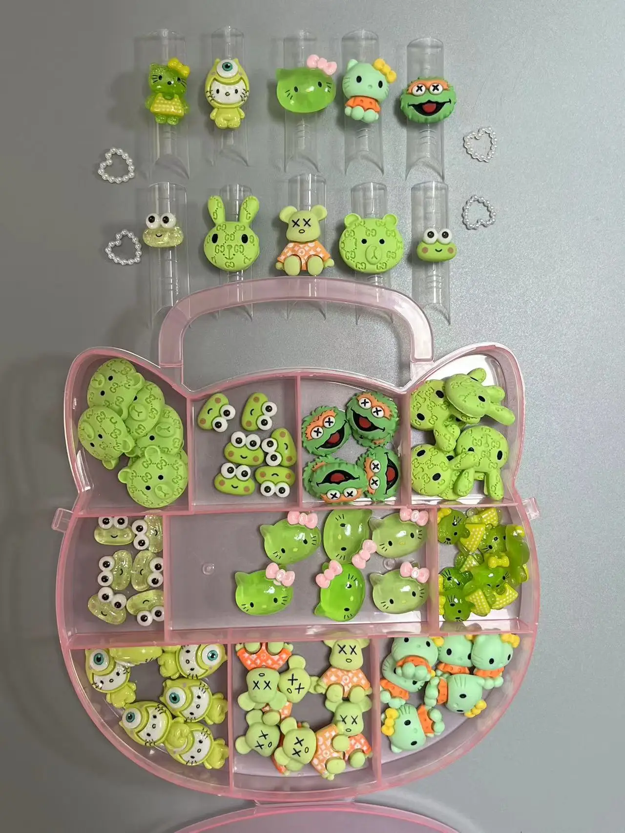 Beauty Salon 60Pcs/Box Mix Size Sanrio Cartoon Dopamine Green Purple Yellow Red Resin Handmade Kawaii Nail Art Decoration Charms
Beauty Salon 60Pcs/Box Mix Size Sanrio Cartoon Dopamine Green Purple Yellow Red Resin Handmade Kawaii Nail Art Decoration Charms