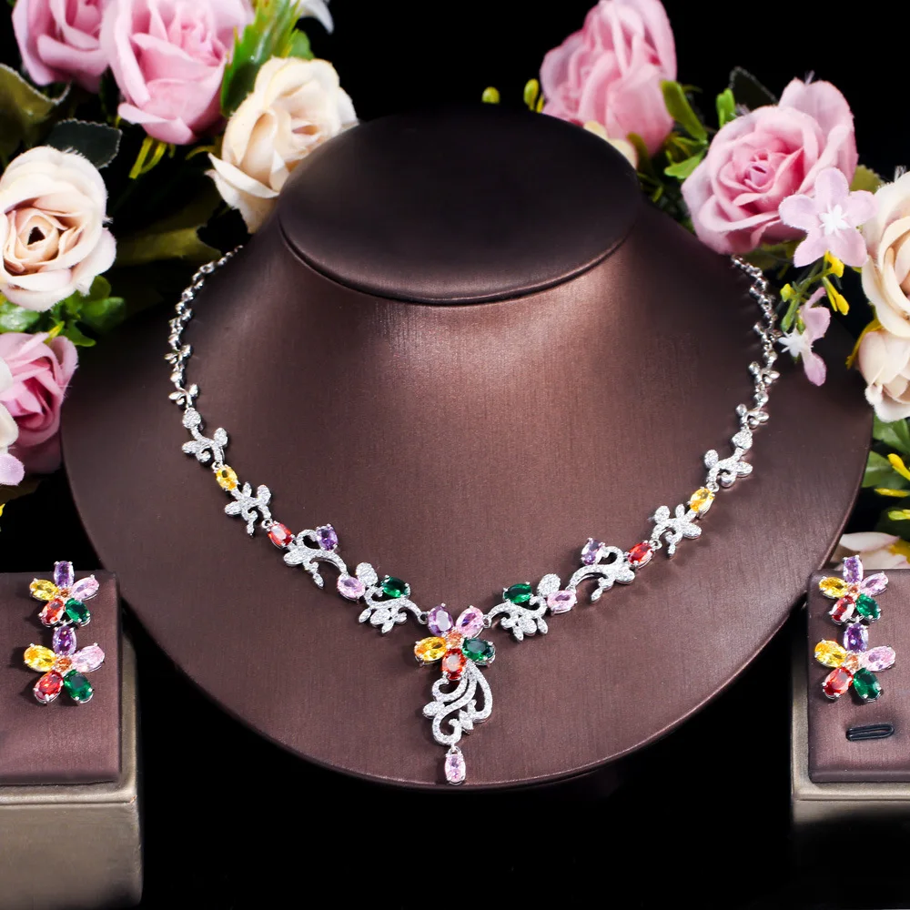 2022 NEW fashion colorful flowers CZ zircon necklace earring set wedding bride banquet dressing jewelry set free shipping 
2022 NEW fashion colorful flowers CZ zircon necklace earring set wedding bride banquet dressing jewelry set free shipping