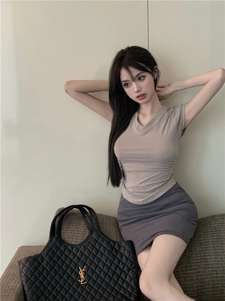 Женская плиссированная футболка, облегающий топ с коротким рукавом, 4 цвета, в Корейском стиле, модель RA783 на лето, 2022
Женская плиссированная футболка, облегающий топ с коротким рукавом, 4 цвета, в Корейском стиле, модель RA783 на лето, 2022