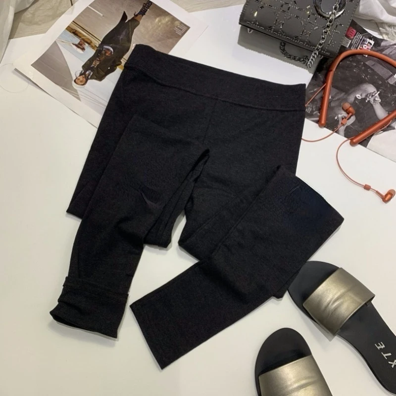 2022 New Spring Leggings Women Wear Pure Cotton Slim Fit Elastic Leggings, Sports Slim Pants
2022 New Spring Leggings Women Wear Pure Cotton Slim Fit Elastic Leggings, Sports Slim Pants