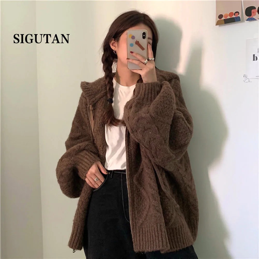 Women Autumn Winter Oversize Knitted Cardigan Casual 2022 Hooded Twist Sweater Zipper Long Sleeve Crochet Outerwear
Women Autumn Winter Oversize Knitted Cardigan Casual 2022 Hooded Twist Sweater Zipper Long Sleeve Crochet Outerwear
