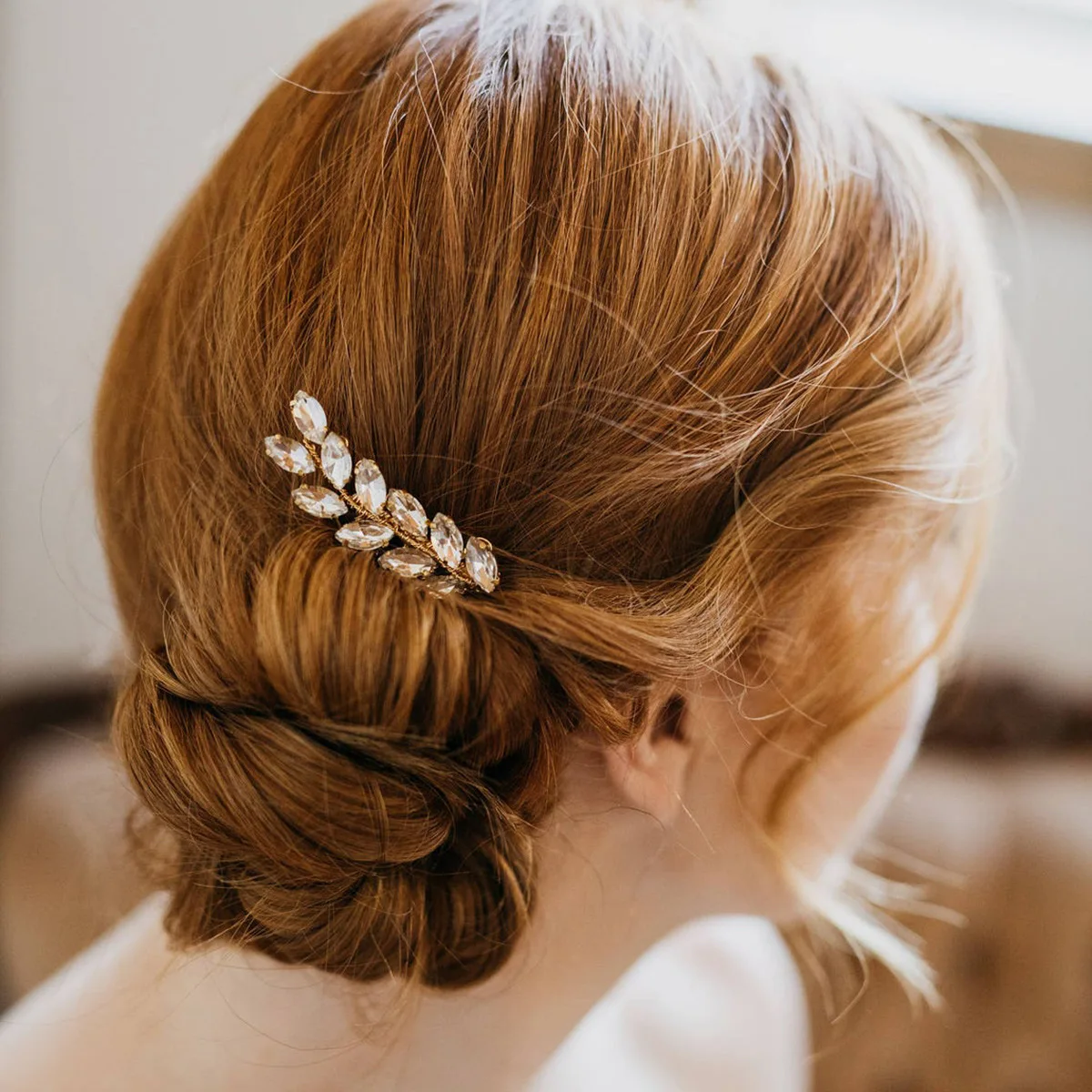 Новинка модные заколки для волос с боковыми гребнями женские заколки с листьями аксессуары для невесты украшения для волос Свадебные украш... 
Новинка модные заколки для волос с боковыми гребнями женские заколки с листьями аксессуары для невесты украшения для волос Свадебные украш...