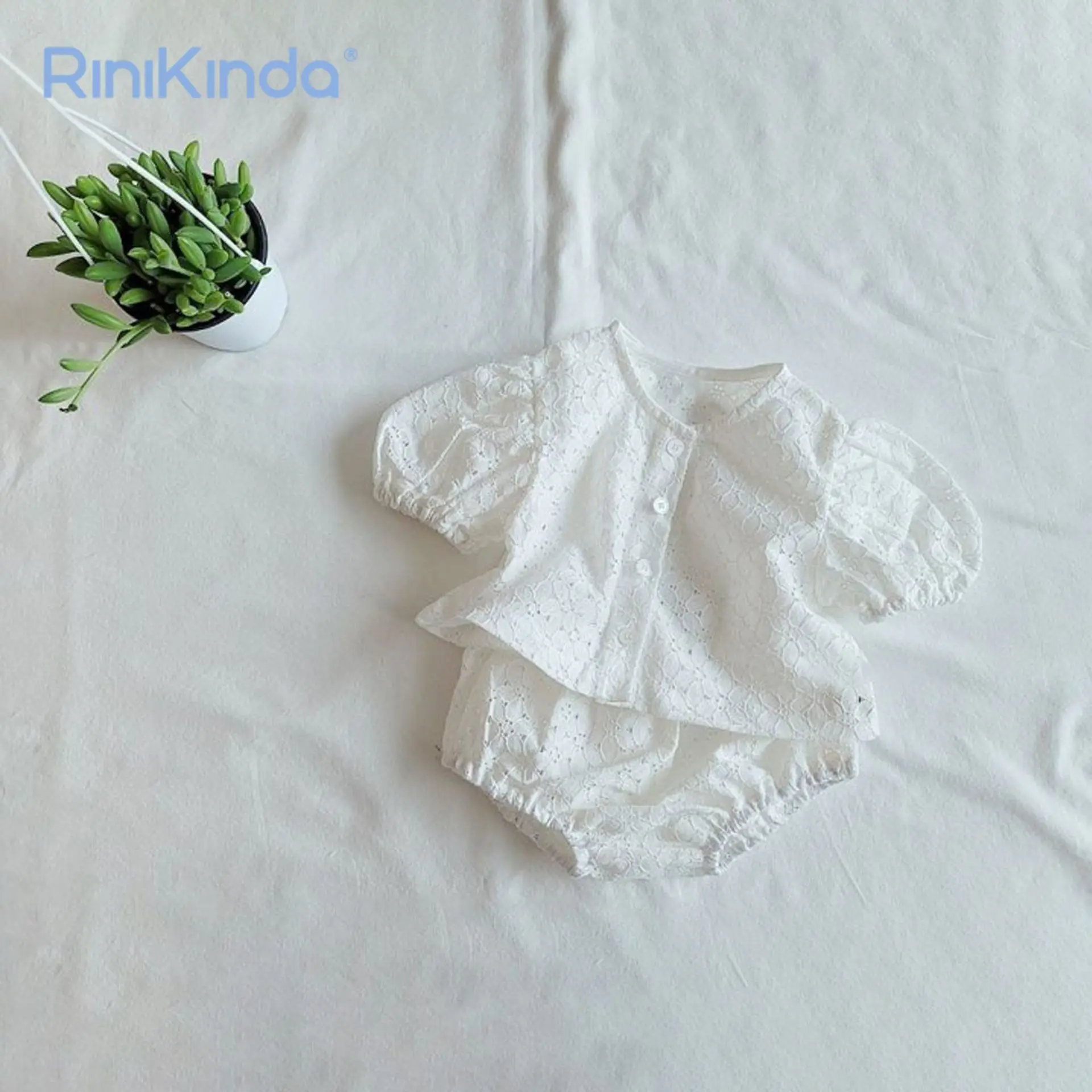 2023 New Toddler Clothes for Girls Children Baby Clothing Set Solid Short Sleeve Floral Shirt Shorts 2pcs Kids Outfits
2023 New Toddler Clothes for Girls Children Baby Clothing Set Solid Short Sleeve Floral Shirt Shorts 2pcs Kids Outfits