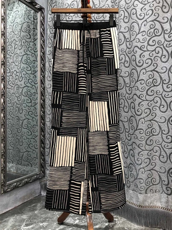 2022 new women fashion loose lace-up striped stitching fashion wide leg pants trousers trendy casual pants 528
2022 new women fashion loose lace-up striped stitching fashion wide leg pants trousers trendy casual pants 528