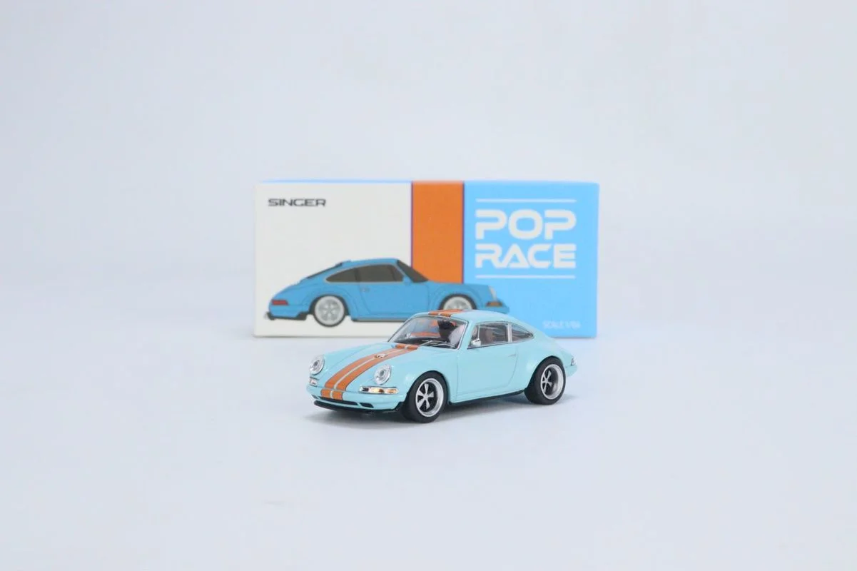 Diecast 1/64 Scale Porsche Singer 911 Model Car Simulation Alloy Play Vehicle Adult Collection Display Gifts for Children
Diecast 1/64 Scale Porsche Singer 911 Model Car Simulation Alloy Play Vehicle Adult Collection Display Gifts for Children