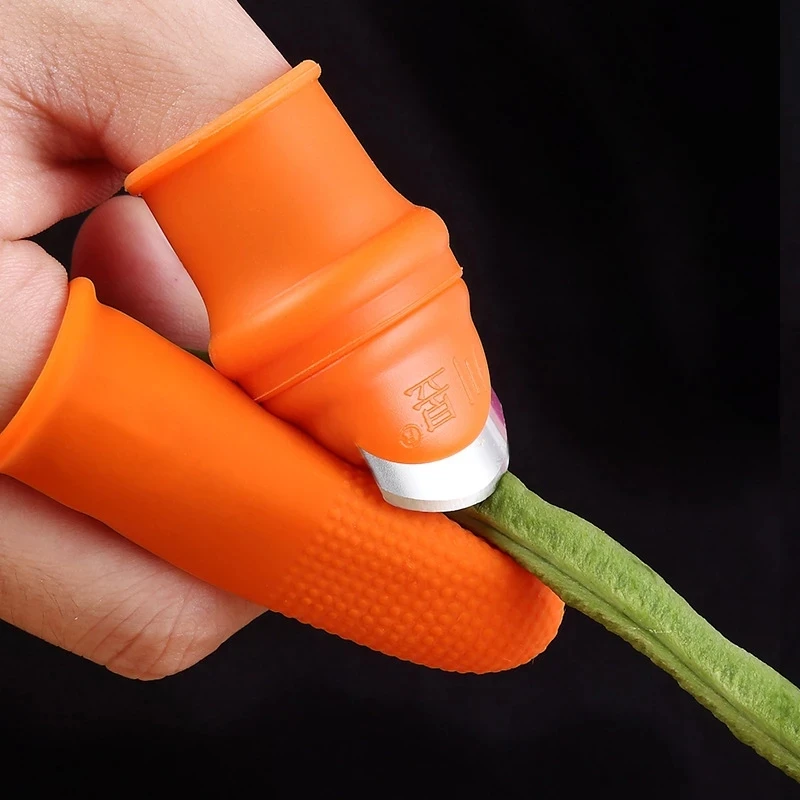 1 Set Silicone Thumb Finger Knife Vegetable Fruits Picker Finger Protector with Blade Gears Cutting Vegetable Kitchen Gadgets
1 Set Silicone Thumb Finger Knife Vegetable Fruits Picker Finger Protector with Blade Gears Cutting Vegetable Kitchen Gadgets