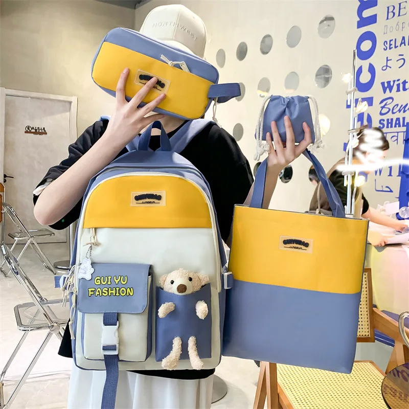 Dropshipping boys schoolbag female cute color matching children's backpack large capacity middle school backpack for girls
Dropshipping boys schoolbag female cute color matching children's backpack large capacity middle school backpack for girls