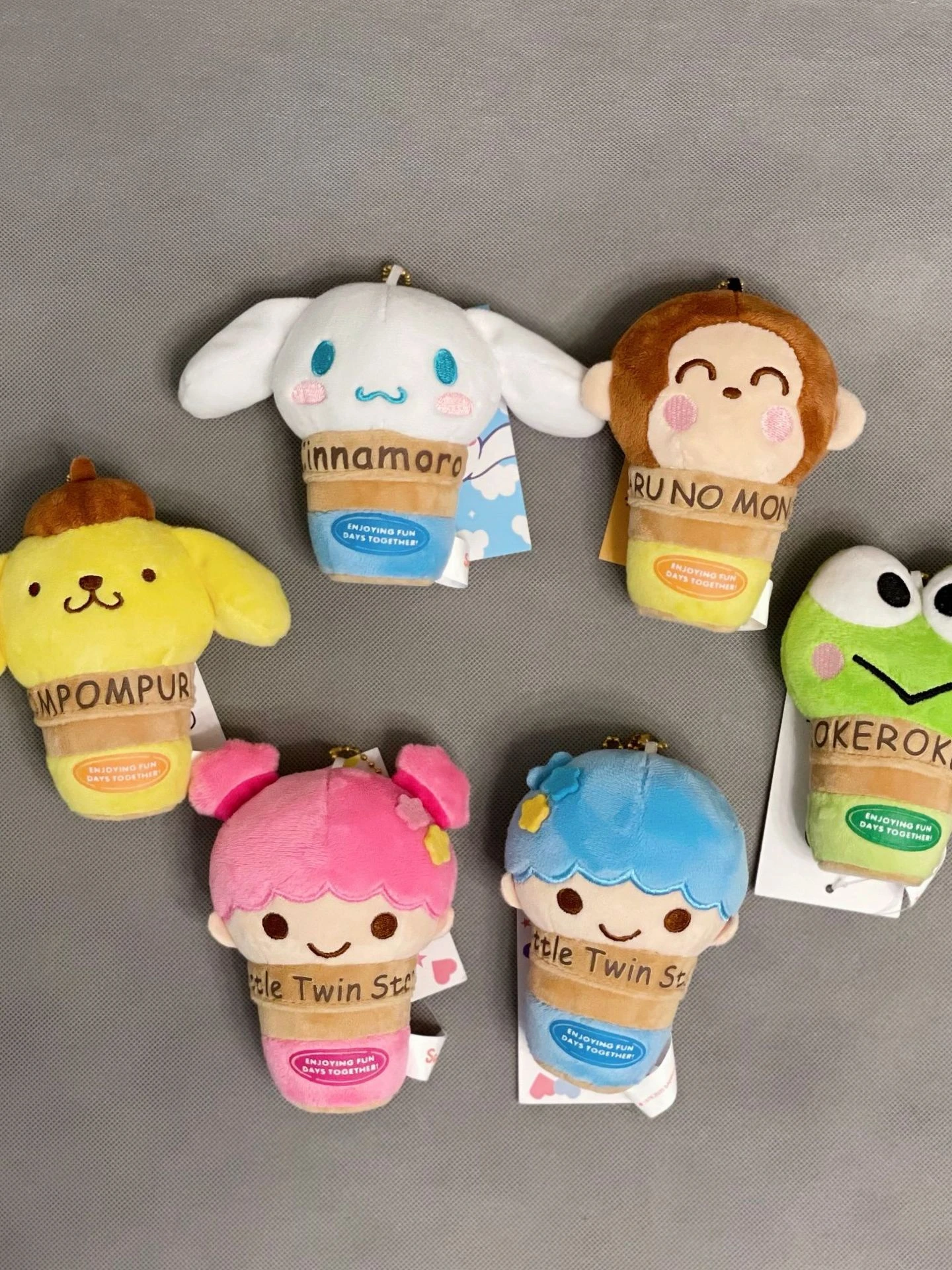 Sanrio Cute Creative Plush Doll Keychain Cartoon Cinnamoroll kawaii keychain plush keychain
Sanrio Cute Creative Plush Doll Keychain Cartoon Cinnamoroll kawaii keychain plush keychain