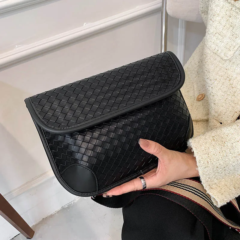 High-quality Fanny pack Female Belt Bag Casual Leather Waist Bag And Phone Pack Luxury Lady Retro Crossbody Chest Bag Waist pack 
High-quality Fanny pack Female Belt Bag Casual Leather Waist Bag And Phone Pack Luxury Lady Retro Crossbody Chest Bag Waist pack