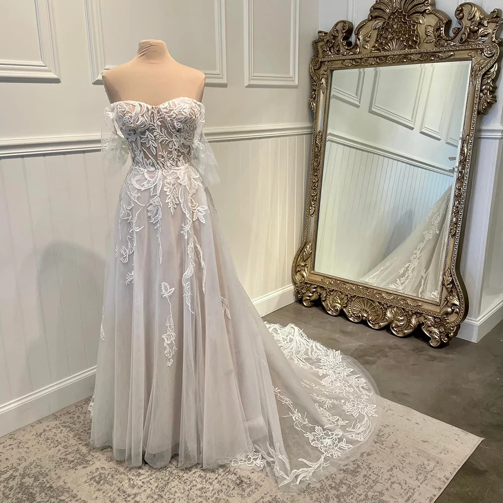 Exquisite Wedding Dress Off The Shoulder Short Sleeves Bride Gowns Lace Applique Sweetheart Court Train A-Line Vestido De Noiva
Exquisite Wedding Dress Off The Shoulder Short Sleeves Bride Gowns Lace Applique Sweetheart Court Train A-Line Vestido De Noiva