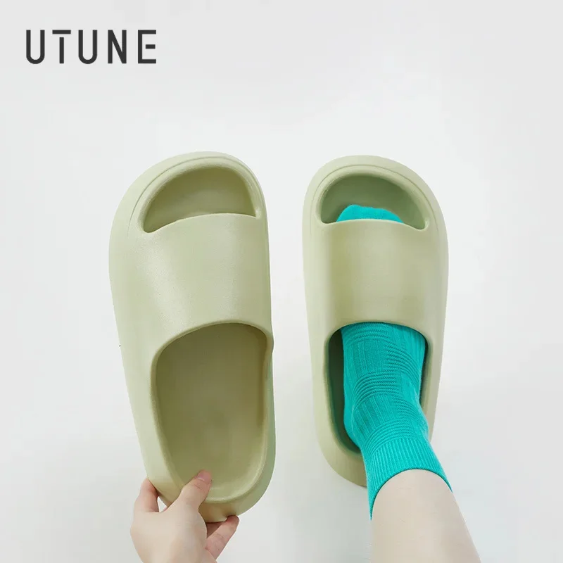 Summer Women EVA Slippers Casual Beach Shoes Soft Bottom Home Bathroom Slipper Thick Platform Anti-Slip Slides Men Sandals
Summer Women EVA Slippers Casual Beach Shoes Soft Bottom Home Bathroom Slipper Thick Platform Anti-Slip Slides Men Sandals