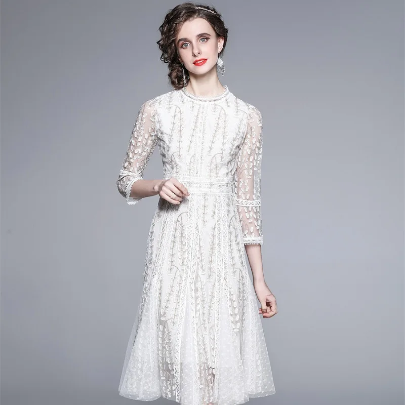 Women Spring Elegant Embroidery Mesh Lace Patchwork Slim Wedding Cocktail Party Robe Female Vintage Trumpet Dress Vestidos
Women Spring Elegant Embroidery Mesh Lace Patchwork Slim Wedding Cocktail Party Robe Female Vintage Trumpet Dress Vestidos