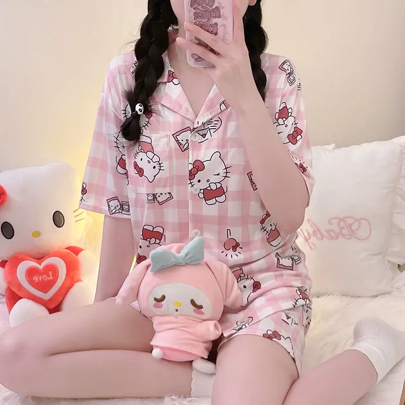 Sanrio Kawaii Hello Kitty Cinnamoroll Cute Girls Summer Pajamas Ins Student Short-Sleeved Shorts Cardigan Homewear Suit Women
Sanrio Kawaii Hello Kitty Cinnamoroll Cute Girls Summer Pajamas Ins Student Short-Sleeved Shorts Cardigan Homewear Suit Women