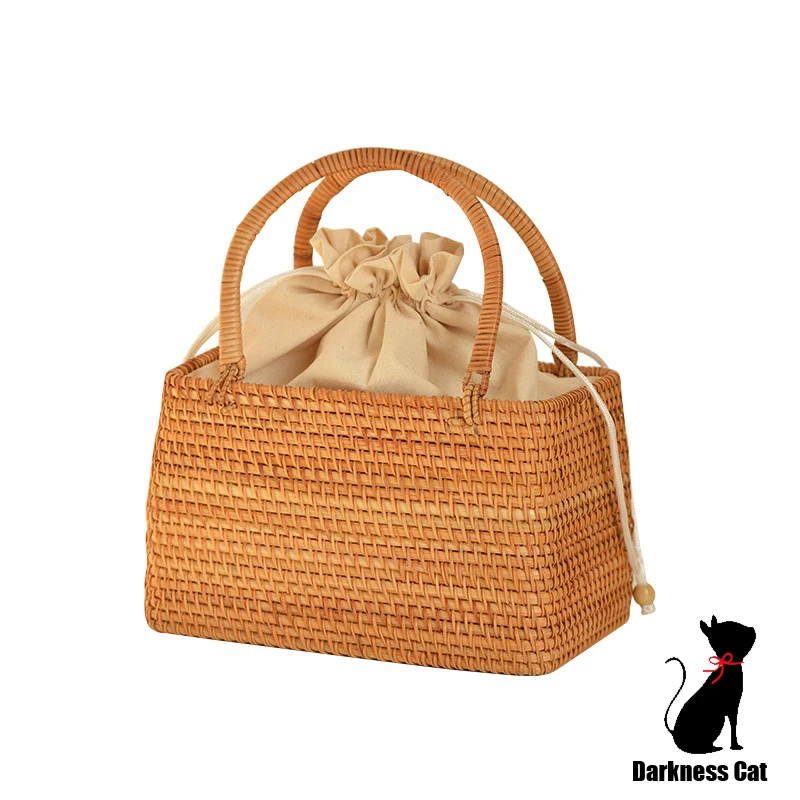 Vintage Hand Basket for Picnic Travel Hand Woven Rattan Handbag Semicircular Contrast Stitching Lace Up Inner Pocket Handmade
Vintage Hand Basket for Picnic Travel Hand Woven Rattan Handbag Semicircular Contrast Stitching Lace Up Inner Pocket Handmade
