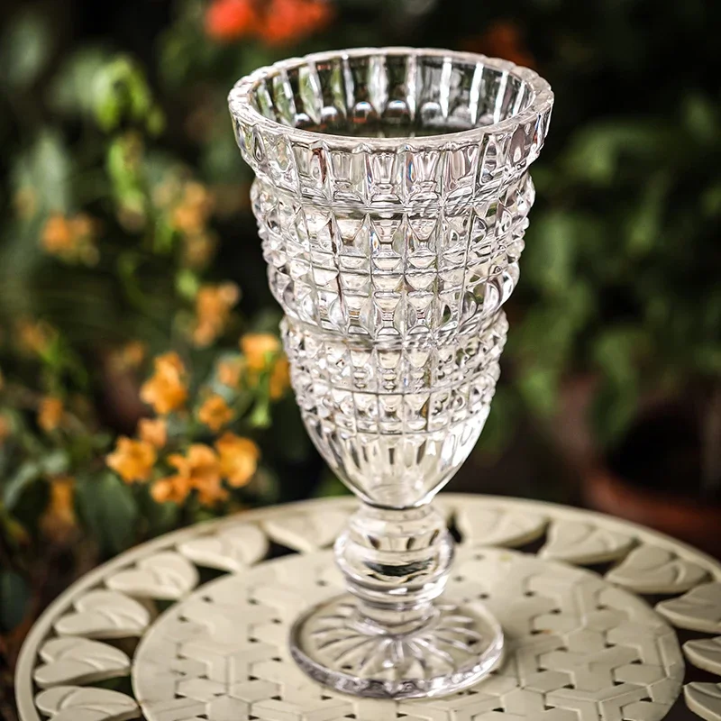Nordic Style High-grade Glass Vase Living Room Heart Shape Flower Arrangement Hydroponic Culture Room Decoration Accessories
Nordic Style High-grade Glass Vase Living Room Heart Shape Flower Arrangement Hydroponic Culture Room Decoration Accessories
