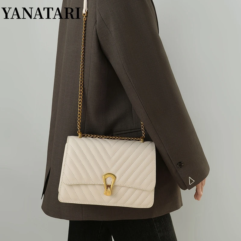 genuine leather shoulder bag white crossbody chain bag striped woman bag luxury woman bag 2023 Handbags ladies Small square bag
genuine leather shoulder bag white crossbody chain bag striped woman bag luxury woman bag 2023 Handbags ladies Small square bag