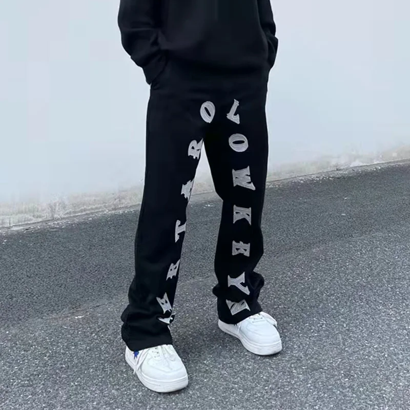 Inner Side Letter Embroidery Vibe Style Retro Ripped Denim Pants Men and Women Spring Casual Straight Oversized Jeans Trousers
Inner Side Letter Embroidery Vibe Style Retro Ripped Denim Pants Men and Women Spring Casual Straight Oversized Jeans Trousers