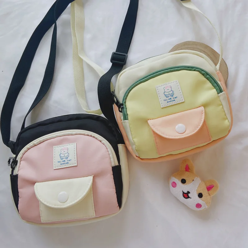 New Bag Fresh and Sweet Girl Messenger Bag Shoulder Bag Mobile Phone Bag Student Contrast Color Crossbody Bags for Women 
New Bag Fresh and Sweet Girl Messenger Bag Shoulder Bag Mobile Phone Bag Student Contrast Color Crossbody Bags for Women