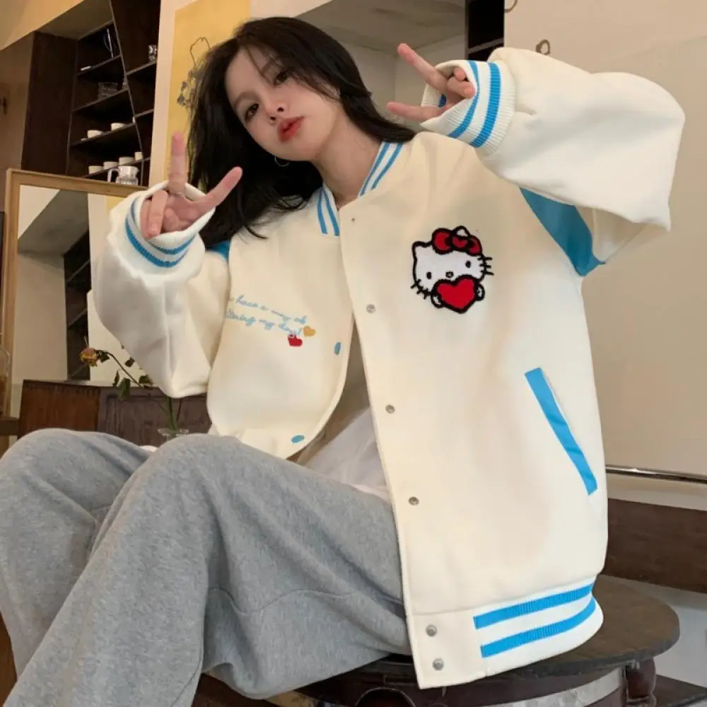 Sanrios Kawaii Woolen Coat Hello Kitty Baseball Uniform Autumn and Winter Style Girls Embroidered Loose Baseball Uniform
Sanrios Kawaii Woolen Coat Hello Kitty Baseball Uniform Autumn and Winter Style Girls Embroidered Loose Baseball Uniform
