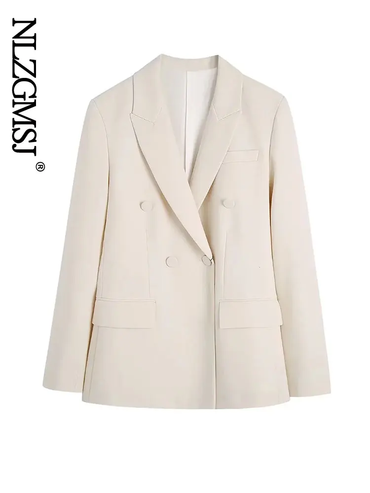 Nlzgmsj ZBZA Women Fashion Double Breasted Office Wear Blazer Coat Vintage Long Sleeve Pockets Female Outerwear Chic Tops 202203
Nlzgmsj ZBZA Women Fashion Double Breasted Office Wear Blazer Coat Vintage Long Sleeve Pockets Female Outerwear Chic Tops 202203